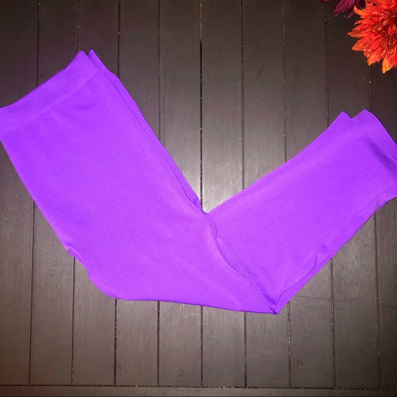 Pants - ♥️ 3/$10 stretchy purple pants 1X